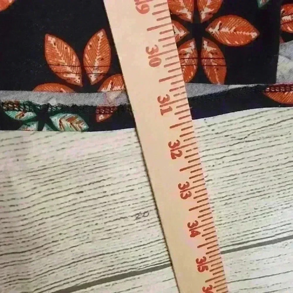 Lularoe Randy Top - Picture 4 of 5